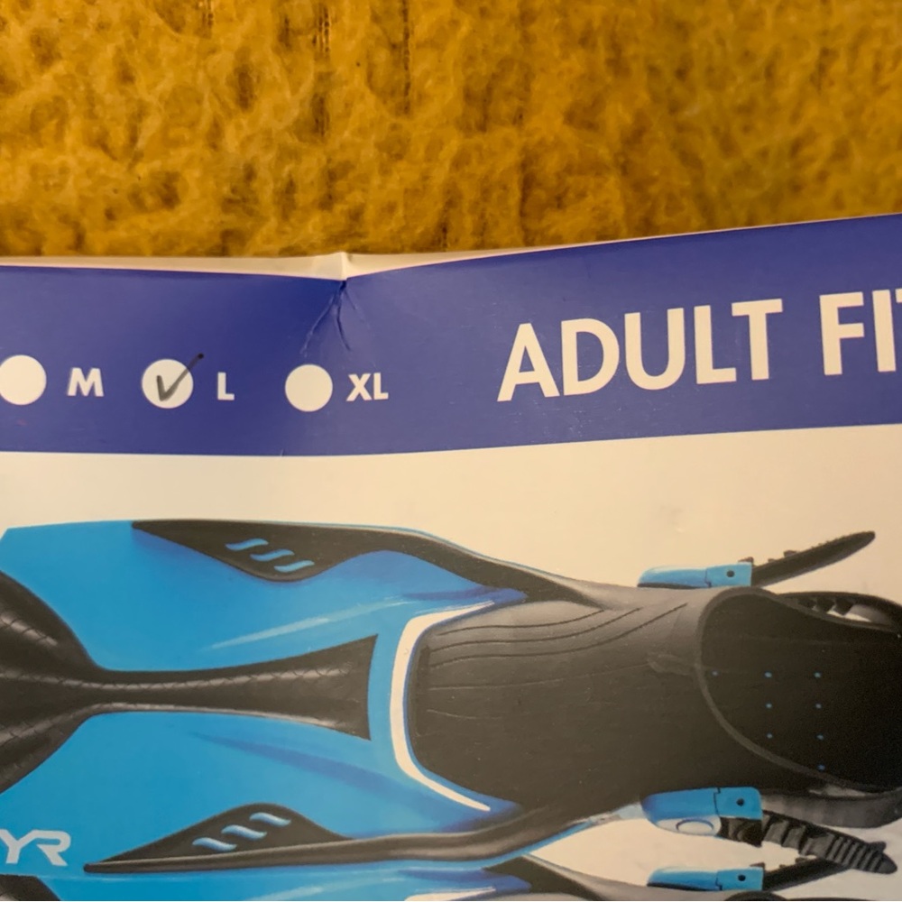 TYR Snorkeling Fins with Adjustable Straps - Picture 5 of 5